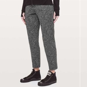 Lululemon On The Fly Pant *28"